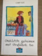 Geklutste geheimen met strafwerk toe (AVI-7) Boektoppers, Ophalen of Verzenden, Zo goed als nieuw