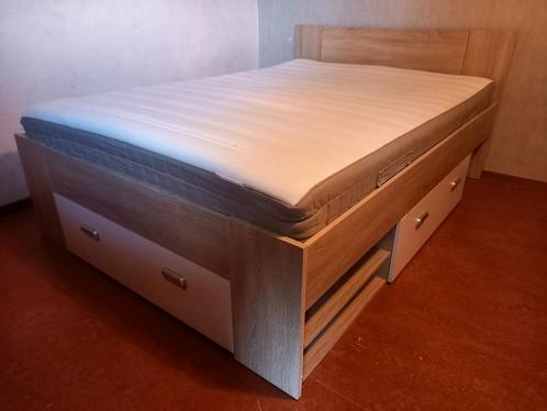 Twee persoonsbed met veel opslagruimte, Huis en Inrichting, Slaapkamer | Complete slaapkamers, Zo goed als nieuw, Tweepersoons