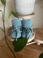 Babyslofjes: Warme Groen, Blauwe Gebreide Baby Slofjes, Nieuw, Selfmade, Ophalen of Verzenden, Jongetje of Meisje