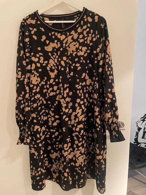 Mooie jurk Marc Cain maat 4, Kleding | Dames, Grote Maten, Nieuw, Jurk, Ophalen of Verzenden