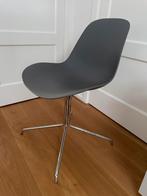 Design kuipstoel, onderstel van chroom buisframe, Ophalen, Kunststof, Zo goed als nieuw, Eén