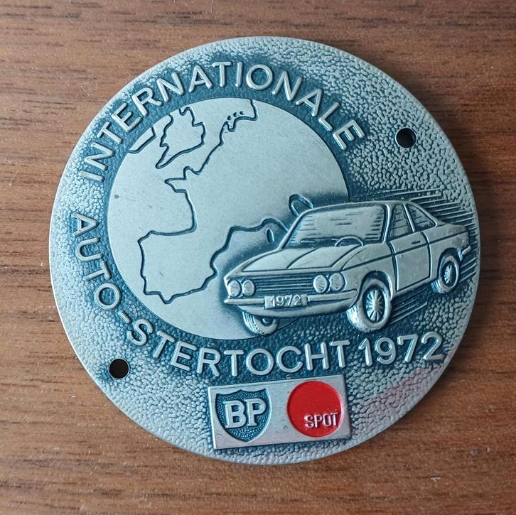 Auto Rally Badge Internationale Stertocht 1972, Verzamelen, Automerken, Motoren en Formule 1, Zo goed als nieuw, Auto's, Ophalen of Verzenden