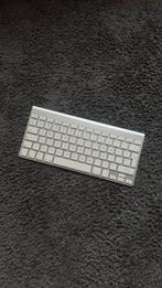 Apple Draadloos Toetsenbord, Computers en Software, Toetsenborden, Multimediatoetsen, Nieuw, Ophalen of Verzenden, Draadloos