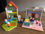 Peppa Pig Houten Speelhuis & School + Accessoires, Ophalen of Verzenden, Gebruikt, Poppenhuis