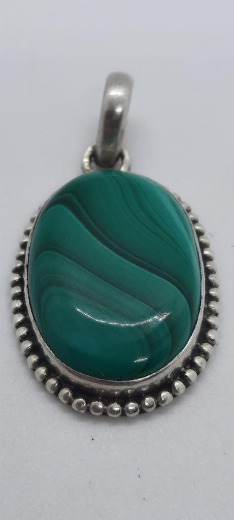 Antieke Zilveren Hanger - 925 Gekeurd vintage groene steen, Sieraden, Tassen en Uiterlijk, Kettinghangers, Ophalen of Verzenden