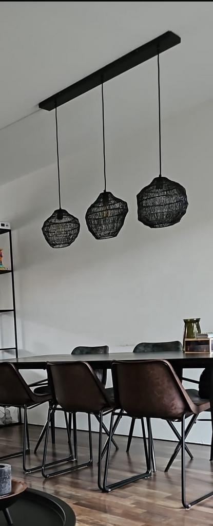 Hanglamp zwart 3 bollen, Huis en Inrichting, Lampen | Hanglampen, Zo goed als nieuw, 75 cm of meer, Metaal, Verzenden