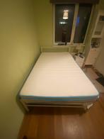 Bed + mattress, Huis en Inrichting, Slaapkamer | Bedden, Ophalen of Verzenden, Eenpersoons