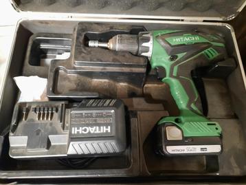 Hitachi accuboormachine li ion met bitjes in koffer beschikbaar voor biedingen