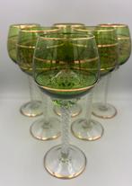 Mooie  goud  6 gekleurde groene wijnglazen gedraaide poot, Antiek en Kunst, Antiek | Glas en Kristal, Ophalen of Verzenden