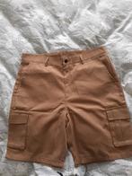 korte broek maat L, beige kleur, Kleding | Heren, Broeken en Pantalons, Nieuw, Maat 52/54 (L), Beige, Ophalen of Verzenden