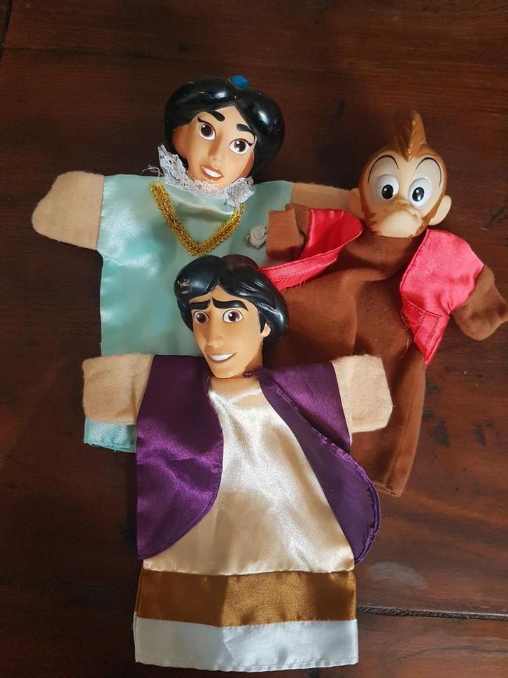 Aladdin handpoppen poppenkastpoppen Disney, Kinderen en Baby's, Speelgoed | Poppen, Zo goed als nieuw, Overige typen, Ophalen of Verzenden