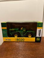 John Deere 8020 ERTL 1:32, Hobby en Vrije tijd, Modelauto's | 1:32, Ophalen of Verzenden, Tractor of Landbouw, ERTL