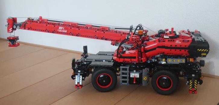 Lego Technic 42082 Rough Terrain Crane, Kinderen en Baby's, Speelgoed | Duplo en Lego, Gebruikt, Lego, Complete set, Ophalen of Verzenden
