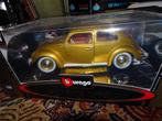 VW KEVER  KAFFER BEETLE 1955 OVAALTJE  1;18  BbURAGO  GOLD, Hobby en Vrije tijd, Modelauto's | 1:18, Ophalen of Verzenden, Zo goed als nieuw