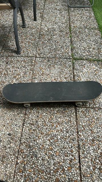 Mooi skateboard beschikbaar voor biedingen