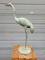Antiek brons standbeeld van een Kraanvogel tuinbeeld, Verzenden, Zo goed als nieuw, Metaal, Dierenbeeld