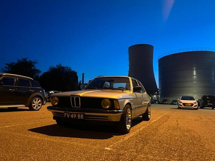 BMW 3-Serie 1.8 318 AUT 1980 Groen, Auto's, BMW, Particulier, 3-Serie, Elektrische buitenspiegels, Lichtmetalen velgen, Metallic lak