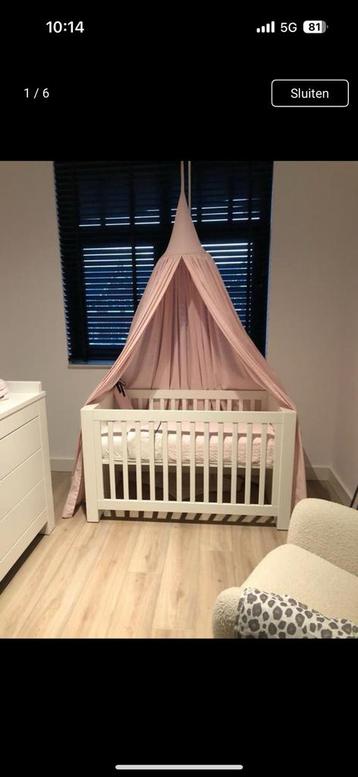 Kidsmill Alaska babybed (ledikant) wit mat incl. matras ZGAN beschikbaar voor biedingen