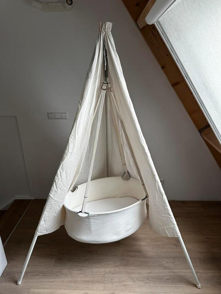 Leander hangwieg - incl matras, driepoot en hemeltje, Kinderen en Baby's, Babywiegjes en Ledikanten, Gebruikt, Wieg, Ophalen