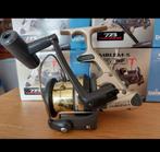 Daiwa Emblem 4500 4 stuks, Watersport en Boten, Nieuw, Ophalen of Verzenden, Molen