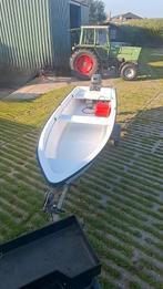 Polyester boot + buitenboordmotor + trailer, Ophalen of Verzenden, Zo goed als nieuw, Overige typen, Zeilboot of Motorboot