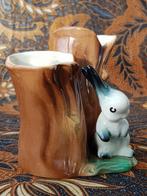 Oud Hornsea vaasje uit Engeland met boom en konijn 10,3 cm., Ophalen of Verzenden