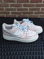 Nike Air Force 1 maat 40 Roze, Ophalen of Verzenden, Zo goed als nieuw, Roze, Sneakers of Gympen