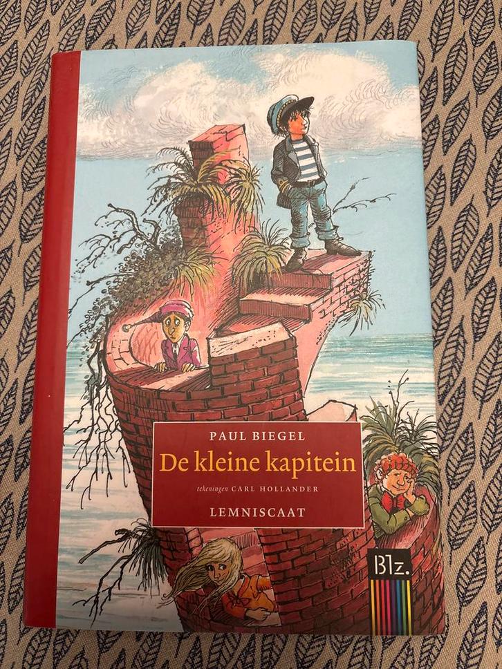 De Kleine Kapitein - Paul Biegel, Boeken, Kinderboeken | Jeugd | onder 10 jaar, Gelezen, Sprookjes, Ophalen of Verzenden