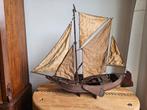 Houten modelschip - traditionele vissersboot, Ophalen, Gebruikt, Overige merken