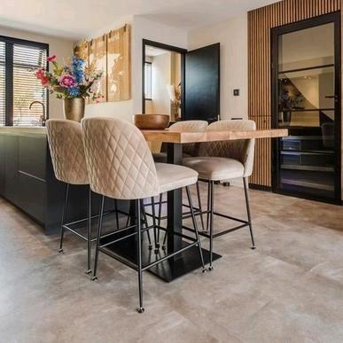 Mooie houten hoge eettafel met 4 "Richmond" stoelen, Huis en Inrichting, Tafels | Eettafels, Gebruikt, 50 tot 100 cm, 150 tot 200 cm