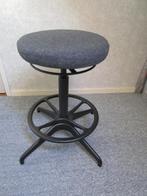Ikea Lidkullen zit-/stakruk, zit sta kruk, Huis en Inrichting, Ophalen, Zo goed als nieuw, Zwart, Bureaukruk