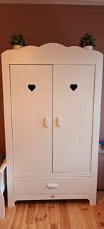 Houten Kinderkledingkast met Leuke Details, Kast, 50 tot 70 cm, 105 cm of meer, Ophalen of Verzenden