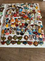 Heeeel veel speldjes, Verzamelen, Speldjes, Pins en Buttons, Ophalen of Verzenden, Gebruikt, Merk, Speldje of Pin