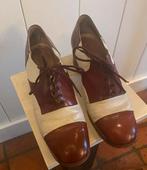 Vintage '60s/'70s Volare Oxford Schoenen Maat 42, Ophalen of Verzenden, Gedragen, Bruin, Veterschoenen