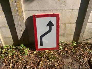 Scheepvaartbord Stuurboordzijde beschikbaar voor biedingen