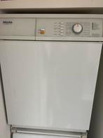Miele novotronic T643 wasdroger, Witgoed en Apparatuur, Ophalen, Luchtafvoer, 4 tot 6 kg, Zo goed als nieuw