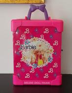 Vintage Barbie Mattel De Luxe Doll Trunk 1991, Verzamelen, Poppen, Ophalen of Verzenden, Gebruikt, Fashion Doll