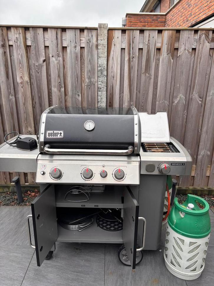 Gasbarbarbecue Genesis 2 met toebehoren, Tuin en Terras, Gasbarbecues, Gebruikt, Ophalen