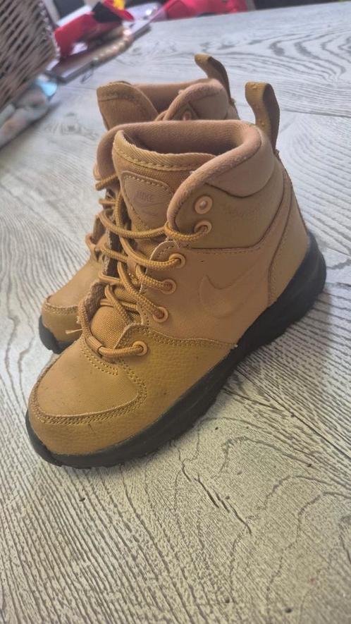 Nike Manoa LTR Kids Boot maat 29.5, Kinderen en Baby's, Kinderkleding | Schoenen en Sokken, Gebruikt, Schoenen, Jongen of Meisje