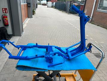 Scooter onderdelen Poedercoaten en stralen beschikbaar voor biedingen