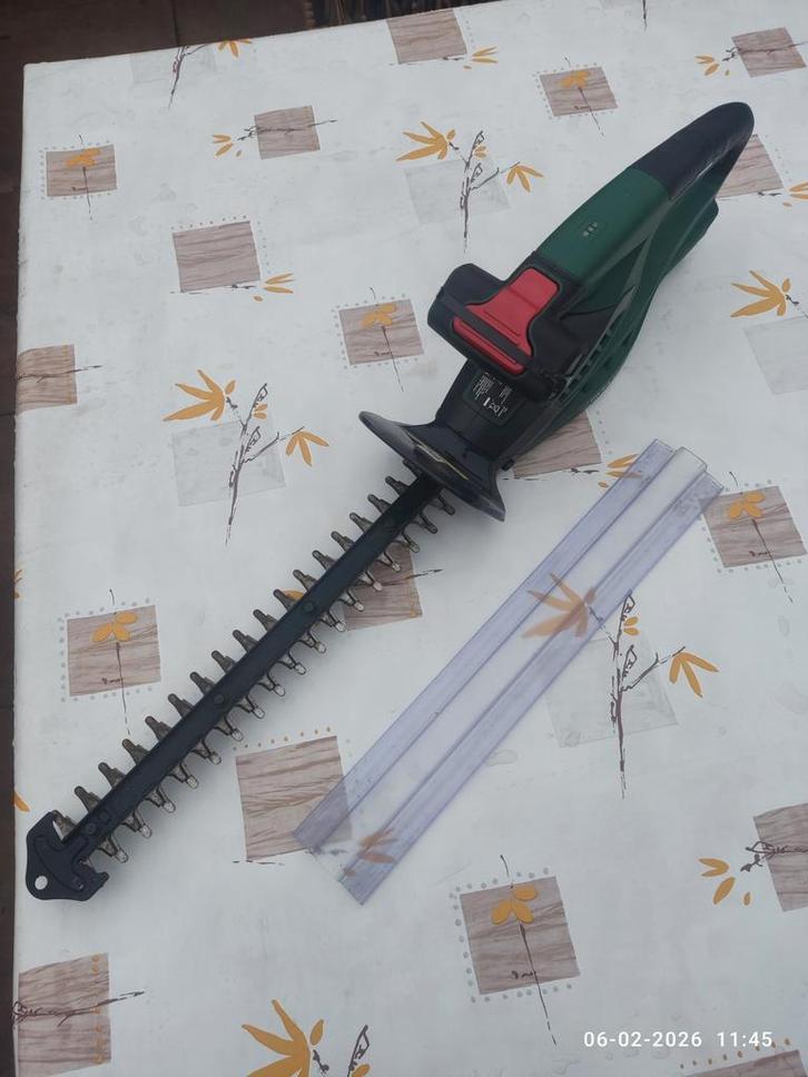 Parkside 12v accu heggenschaar zonder accu & zonder lader!!!, Tuin en Terras, Heggenscharen, Accu, Ophalen of Verzenden