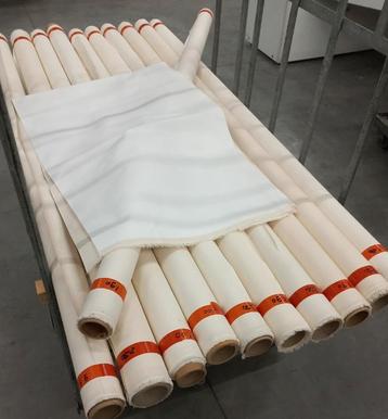 geprepareerd schilderdoek beschikbaar voor biedingen