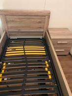 2 x senioren bed incl nachtkasjes, Huis en Inrichting, Ophalen, 90 cm, Licht eiken, 200 cm