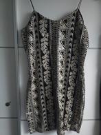 Zwarte pailletten jurk - Maat M, Kleding | Dames, Jurken, Maat 38/40 (M), Zwart, Ophalen of Verzenden, Boven de knie