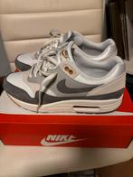 Nike Air Max 1 - Maat 45, Ophalen of Verzenden, Zo goed als nieuw, Wit, Sneakers of Gympen