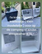 Te koop mini koelkastje merk tomado, Ophalen, Minder dan 75 liter, Met vriesvak, Minder dan 45 cm