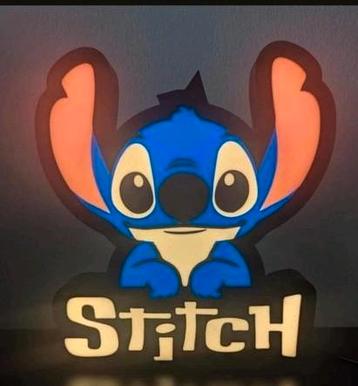 Stitch lightbox ook met eigennaam mogelijk beschikbaar voor biedingen
