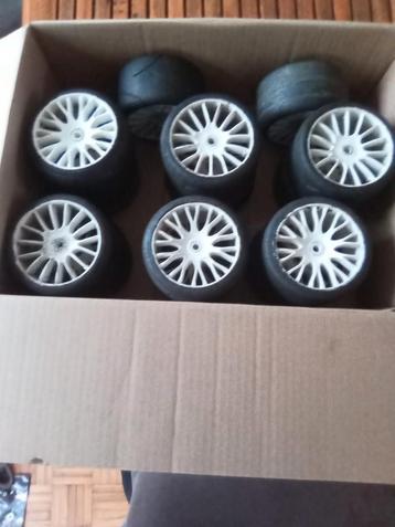 FG Sprinter Sliks - 3 Sets van 4 Wielen beschikbaar voor biedingen