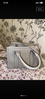 The tote bag, Sieraden, Tassen en Uiterlijk, Tassen | Damestassen, Ophalen of Verzenden, Zo goed als nieuw, Beige, Shopper