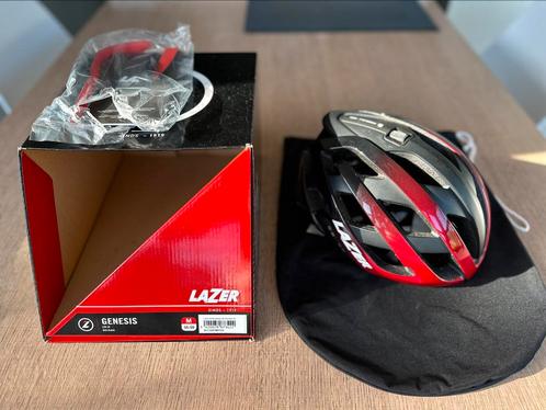 Genesis Red/Black (M 55-59), Fietsen en Brommers, Fietsaccessoires | Fietshelmen, Zo goed als nieuw, Heer of Dame, M, Ophalen of Verzenden